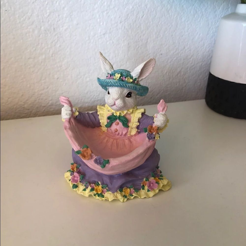 Easter Bunny Trinket Bunny With Apron